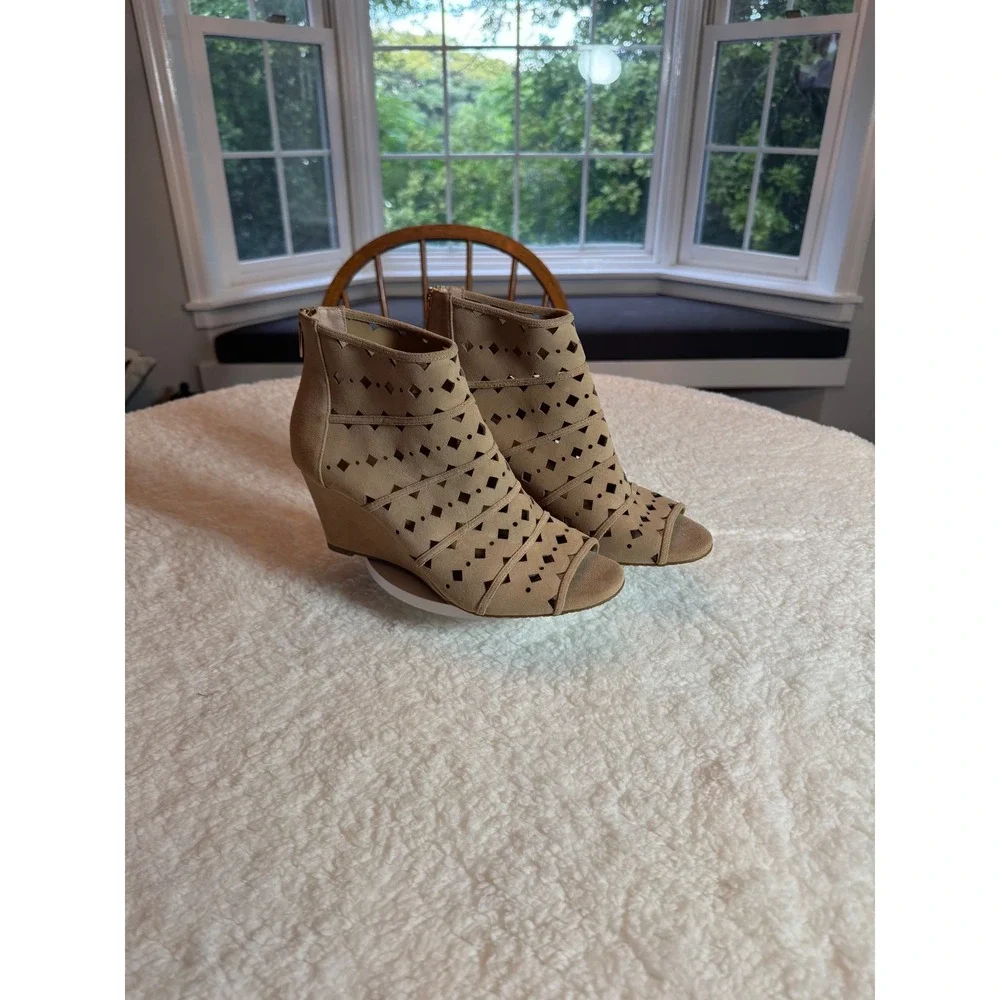 Michael Kors Women Tan Leather Laser Cut Wedge Booties Open Toe Sandals 10M